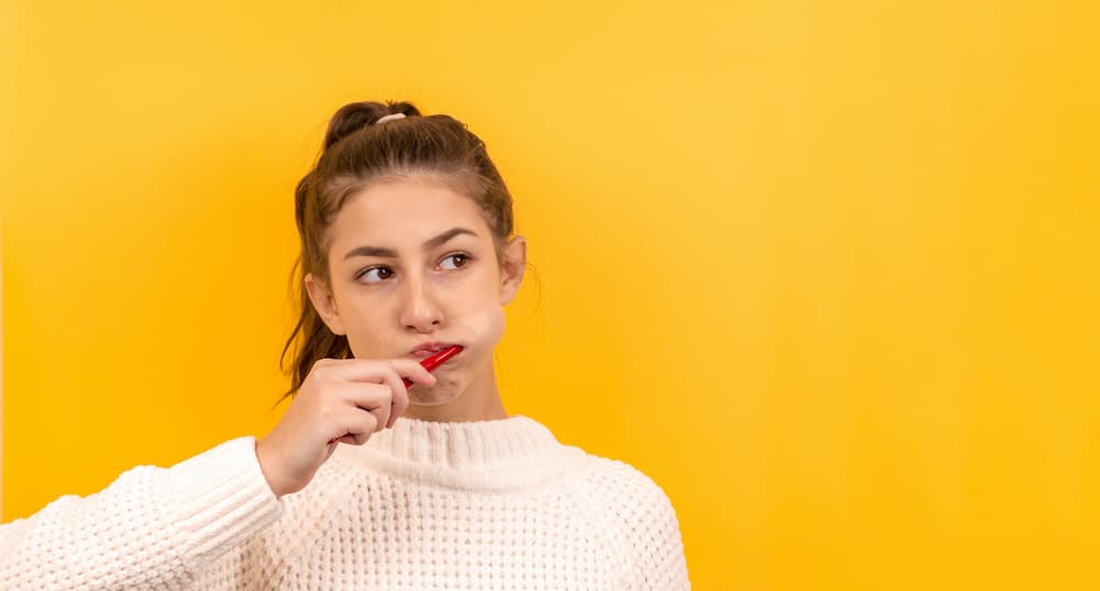 Which Toothbrush Is Best - Manual Or Electric?