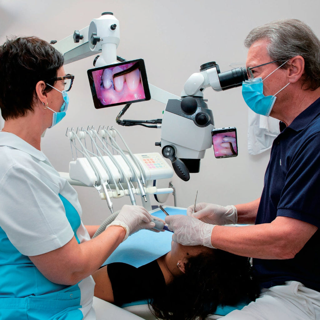 AM-6000 Dental/Surgical Microscope with Built-in Full-Function Imaging System