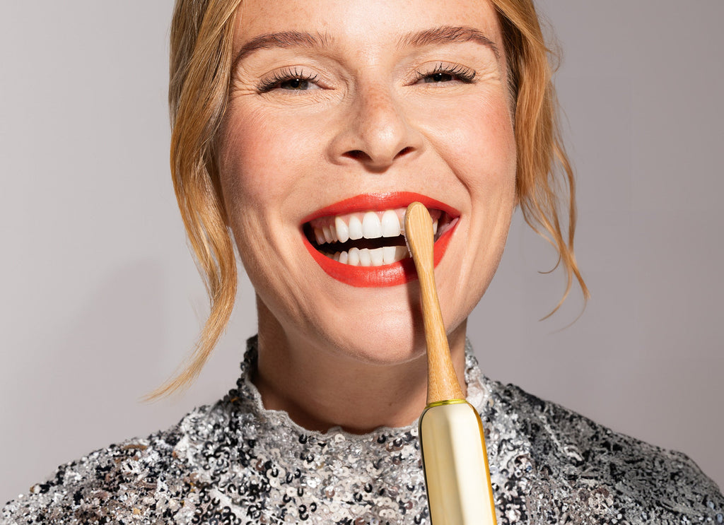 Sonic Electric Toothbrush – The Gold Brush™ Premium Oral Care Edition