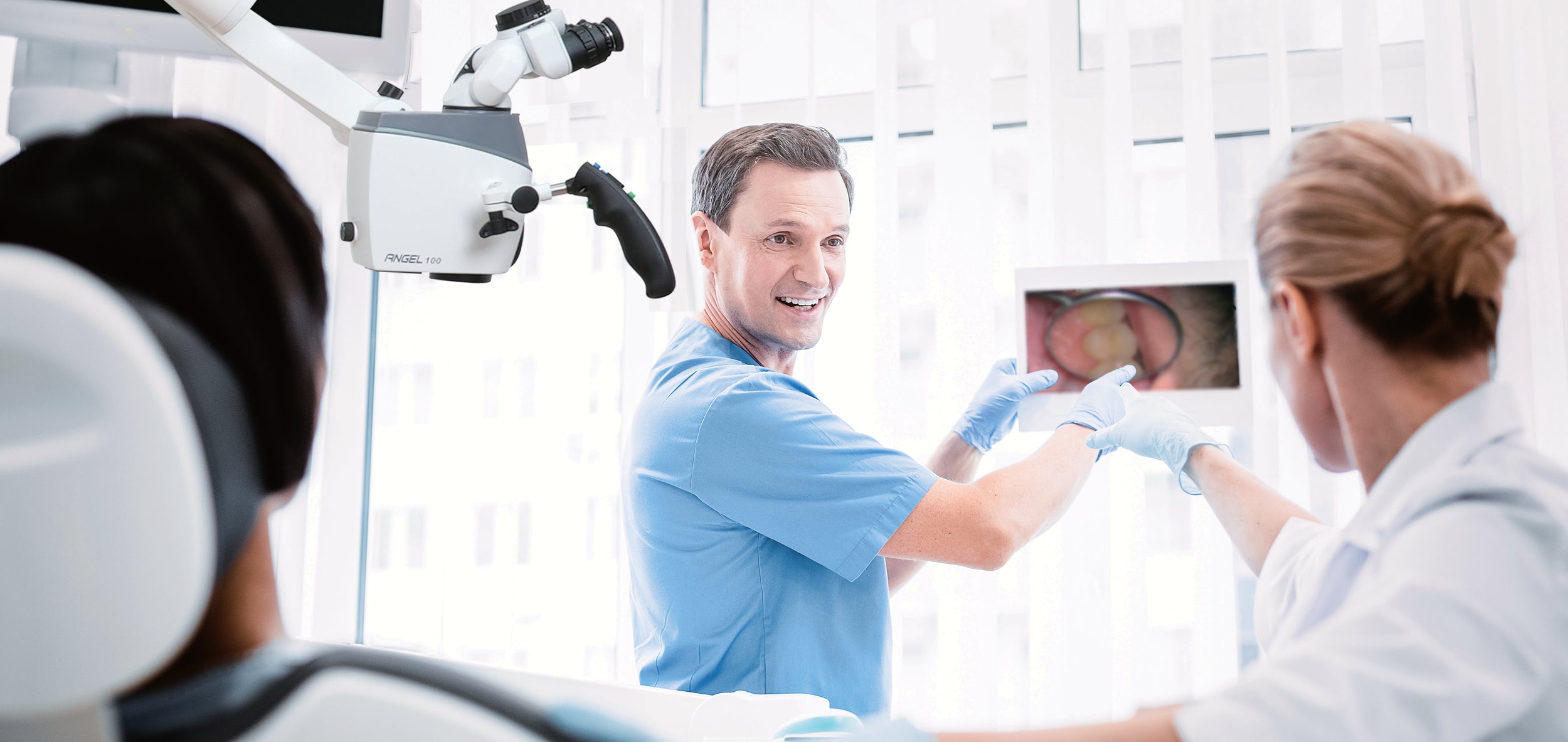 ANGEL 100 Motorised Zoom Dental Microscope with 4K/3D Imaging